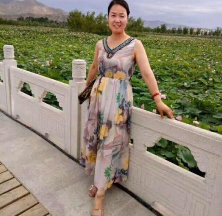 红叶的第一张照片--甘肃残疾人相亲网